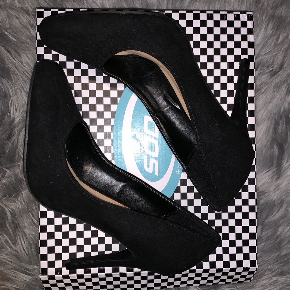 Black heels